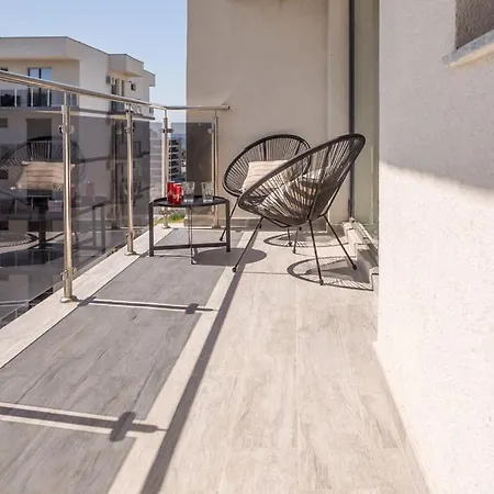 Apartament Florin * Năvodari