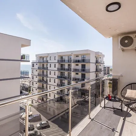 Apartament Florin * Năvodari
